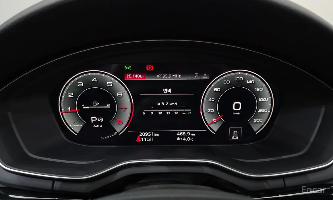 Фото 8 - Audi A4