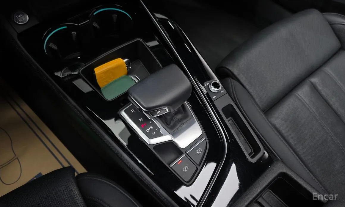 Фото 9 - Audi A4