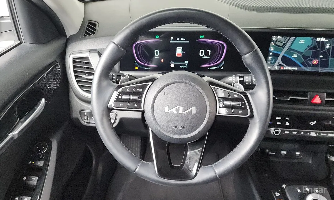 Фото 13 - Kia Seltos