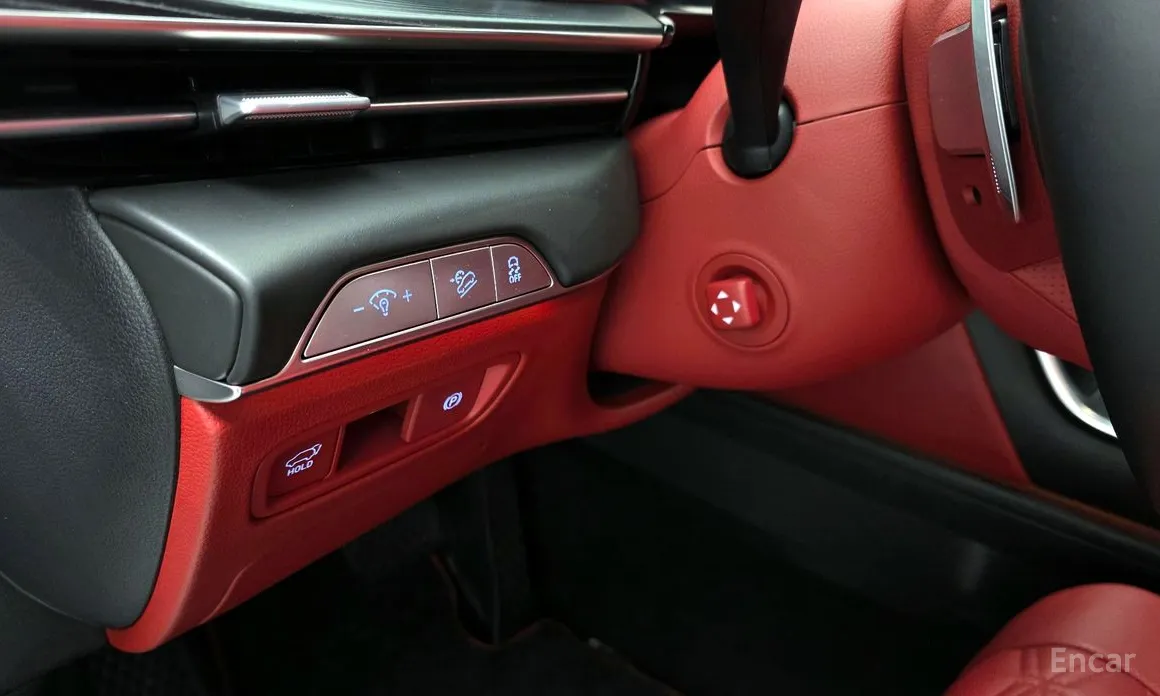 Фото 16 - Genesis GV80