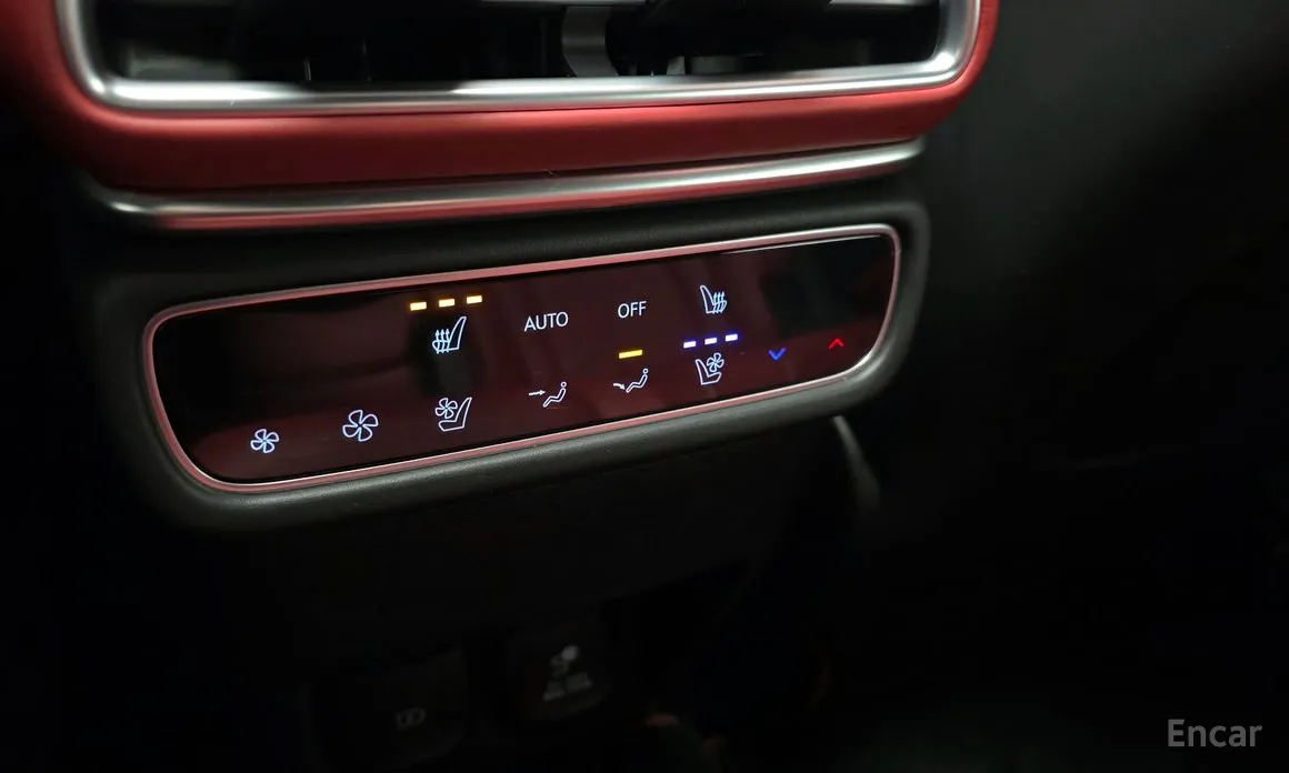 Фото 17 - Genesis GV80