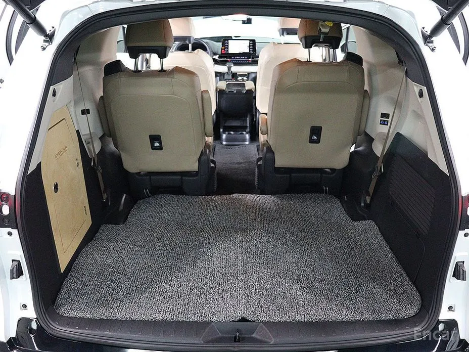 Фото 5 - Toyota Sienna