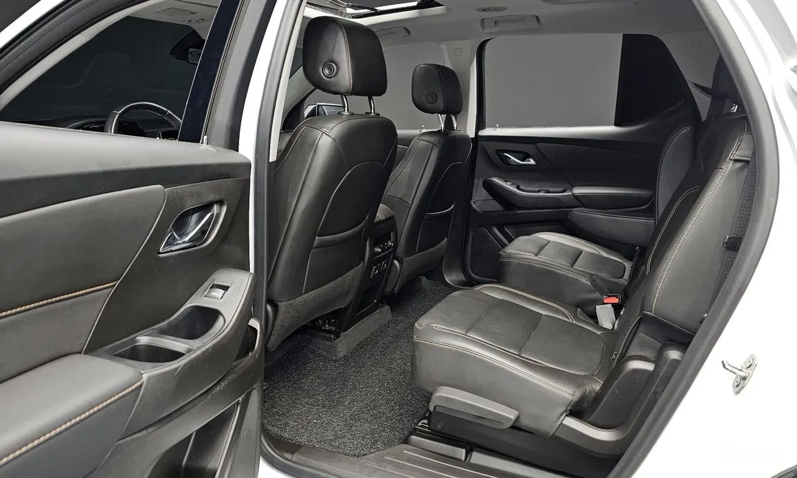 Фото 10 - Chevrolet Traverse