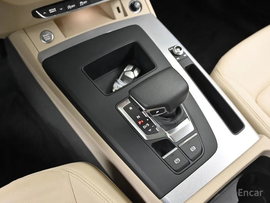 Фото 9 - Audi Q5