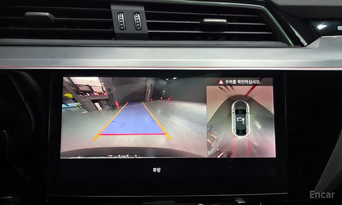 Фото 15 - Audi e-tron