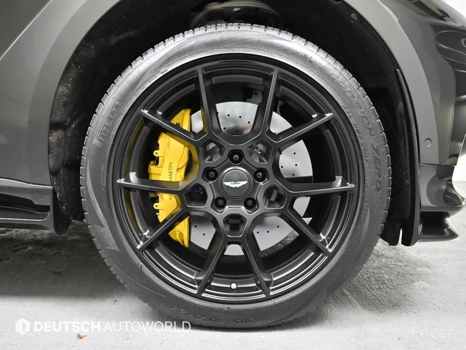 Фото 5 - Aston Martin DBX