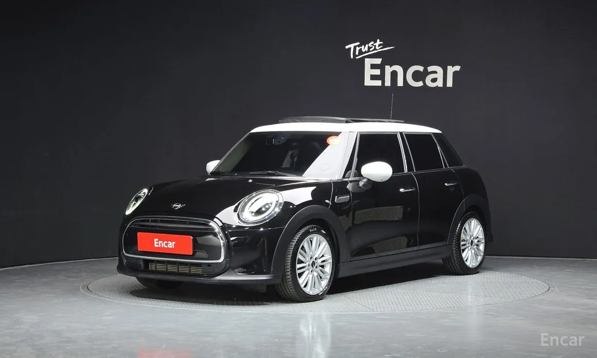 Фото 1 - Mini Cooper