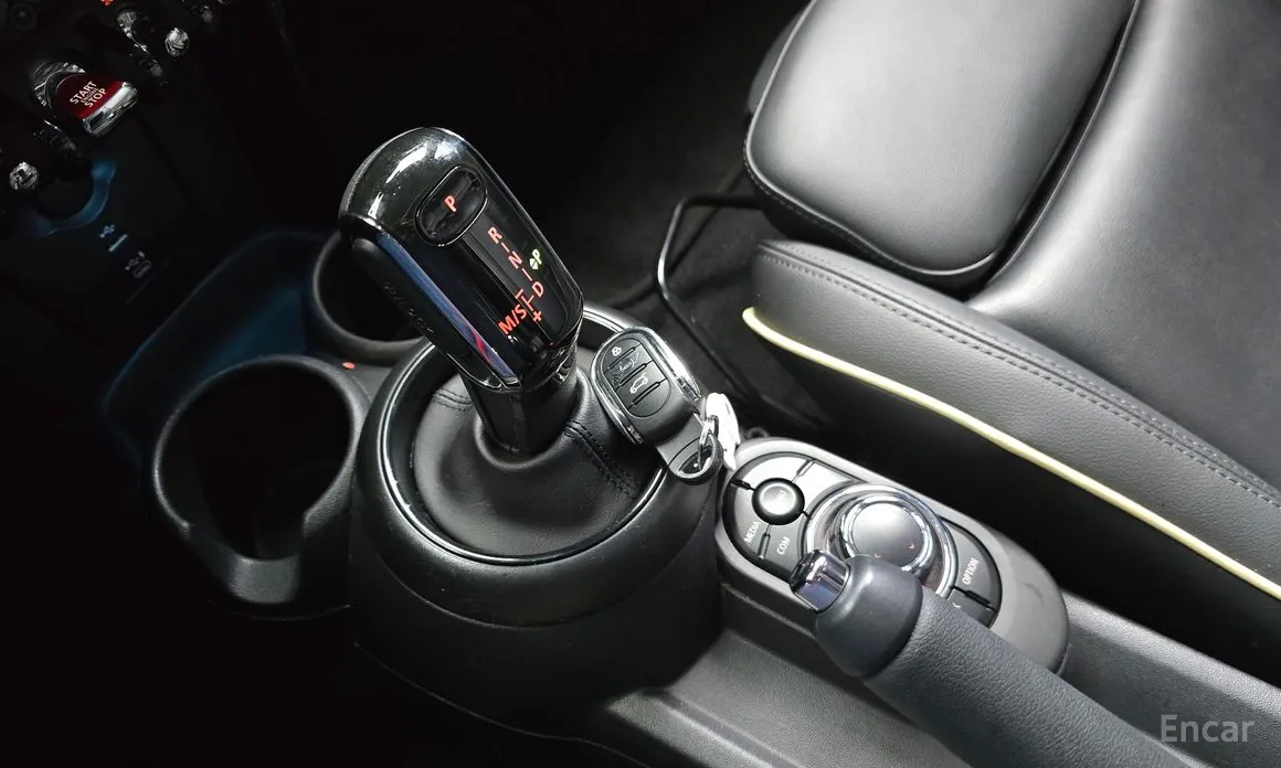 Фото 9 - Mini Cooper