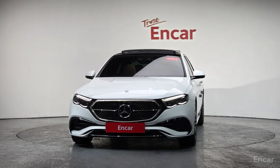 Фото 3 - Mercedes-Benz E-Class