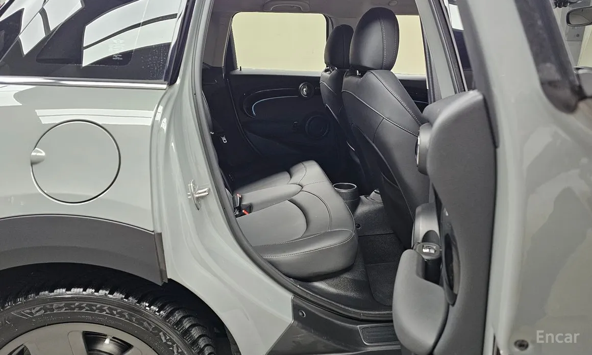 Фото 12 - Mini Cooper