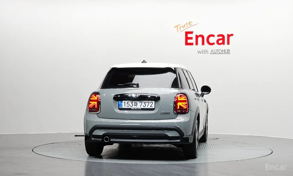 Фото 4 - Mini Cooper