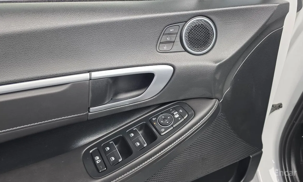 Фото 18 - Hyundai Sonata