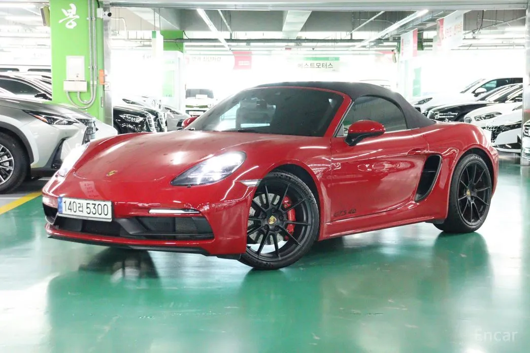 Фото 2 - Porsche 718