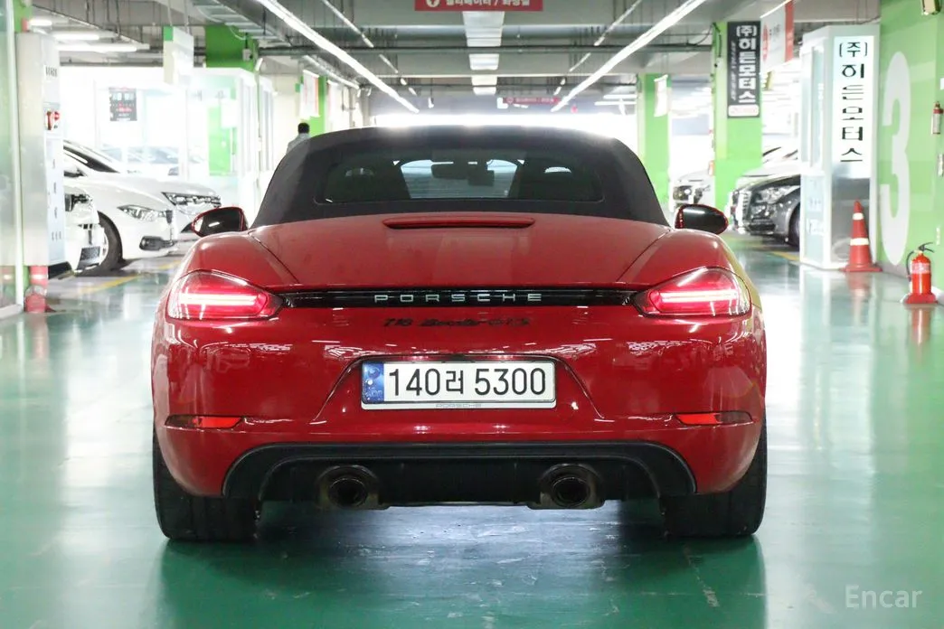 Фото 4 - Porsche 718