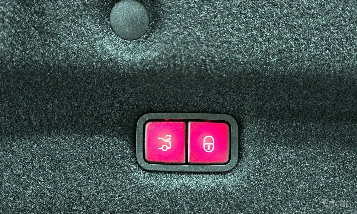 Фото 20 - Mercedes-Benz SL-Class