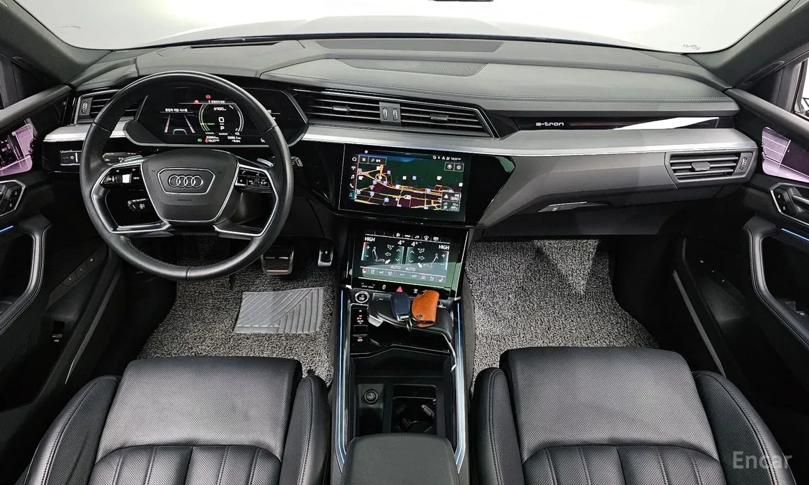 Фото 7 - Audi e-tron