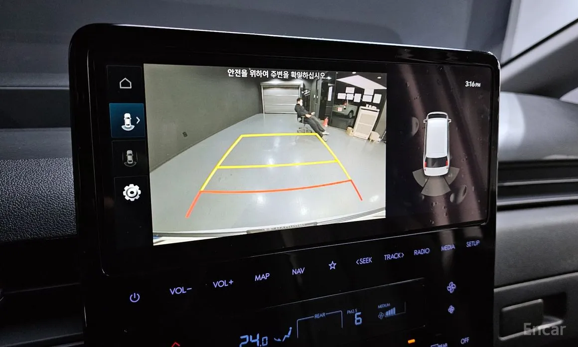 Фото 16 - Hyundai Staria