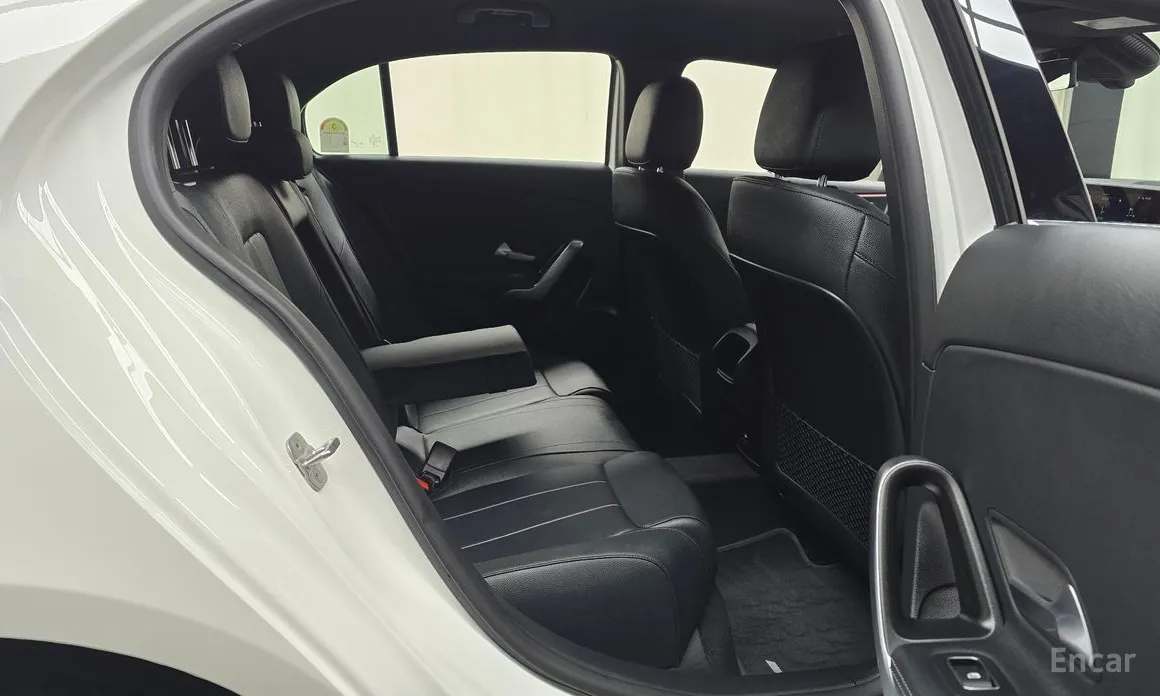 Фото 12 - Mercedes-Benz A-Class