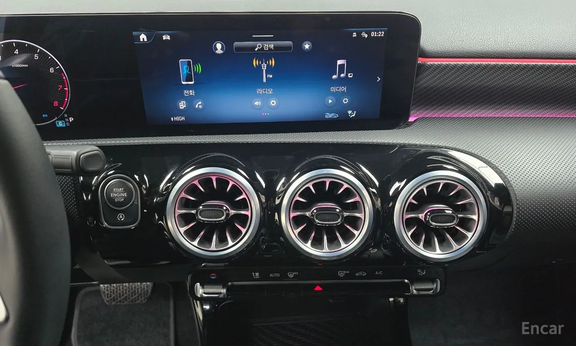 Фото 14 - Mercedes-Benz A-Class