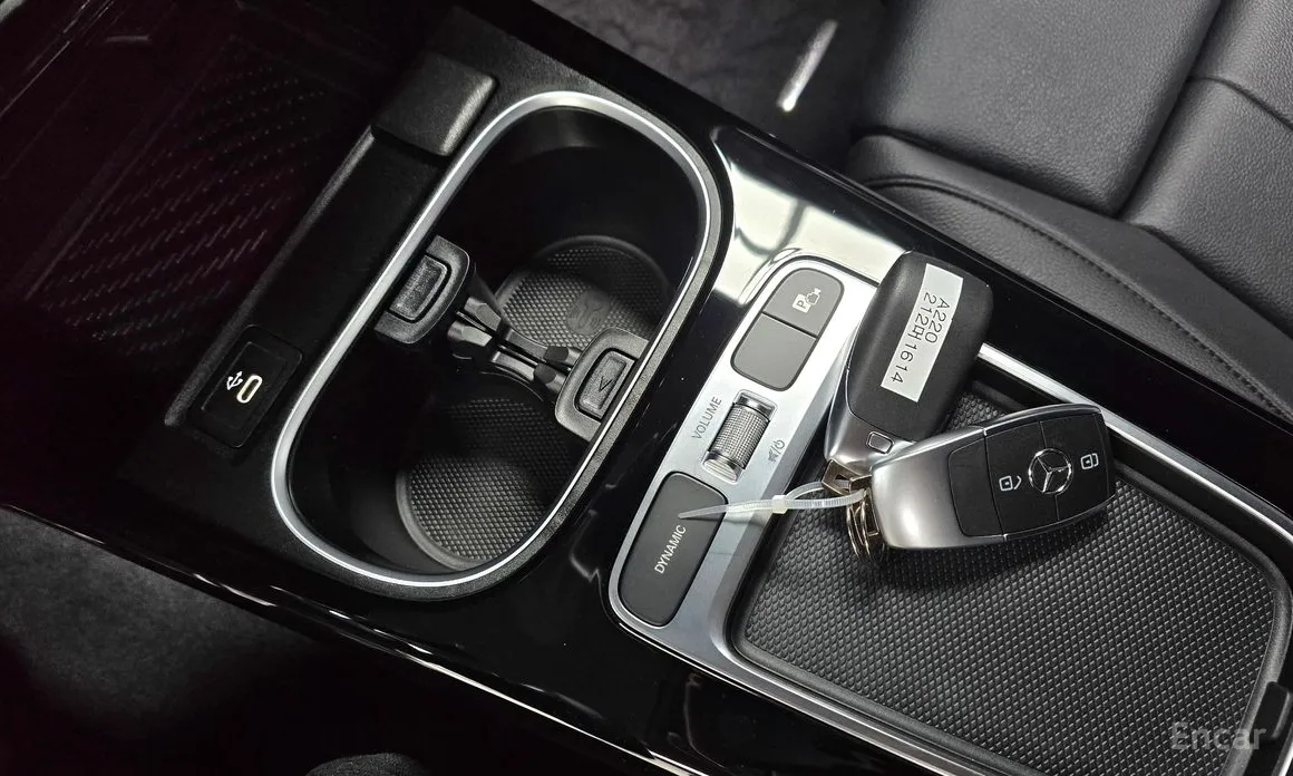 Фото 19 - Mercedes-Benz A-Class