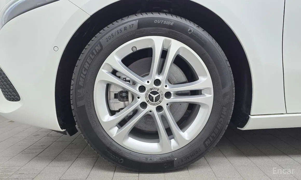 Фото 5 - Mercedes-Benz A-Class