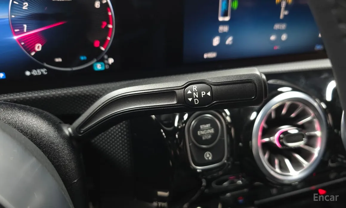 Фото 9 - Mercedes-Benz A-Class