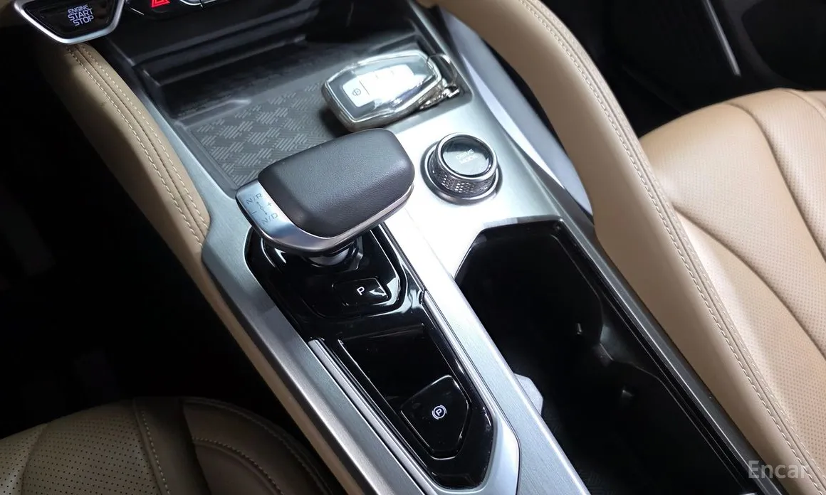 Фото 9 - Renault Grand Koleos