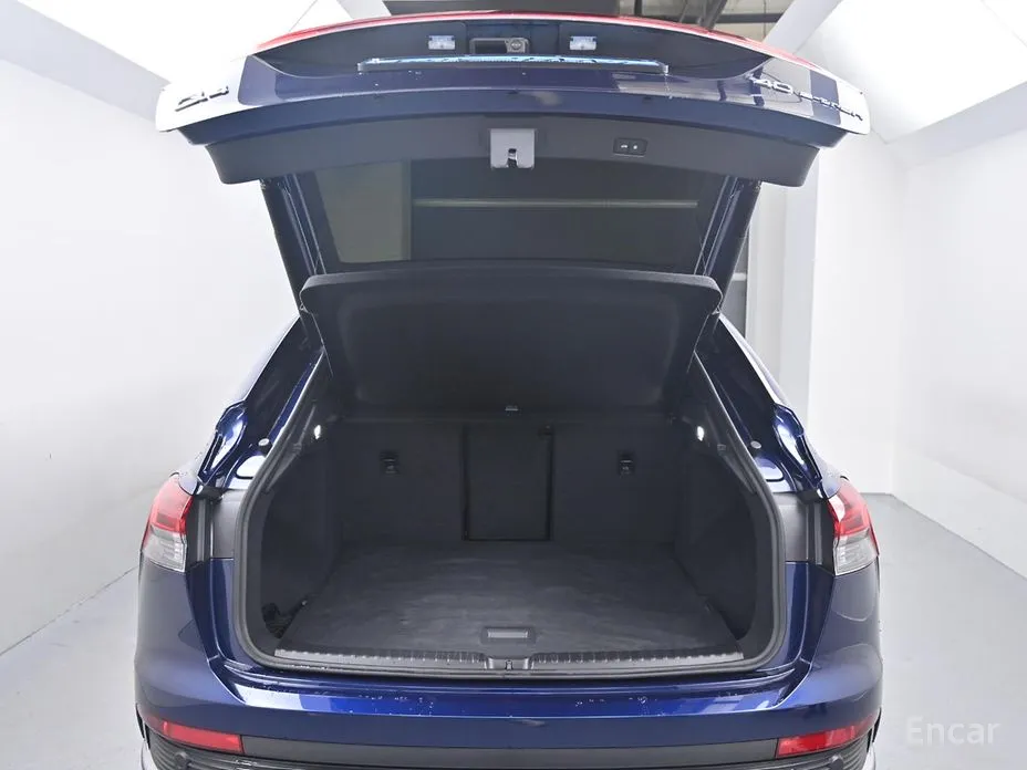 Фото 20 - Audi Q4 e-tron