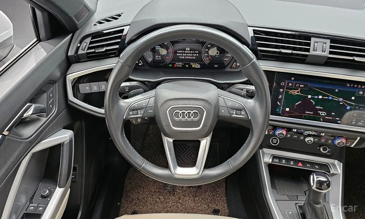 Фото 13 - Audi Q3