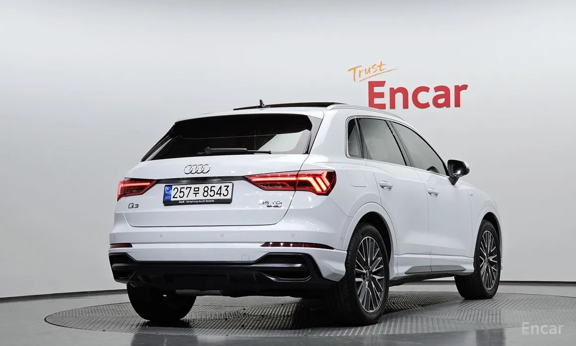 Фото 2 - Audi Q3