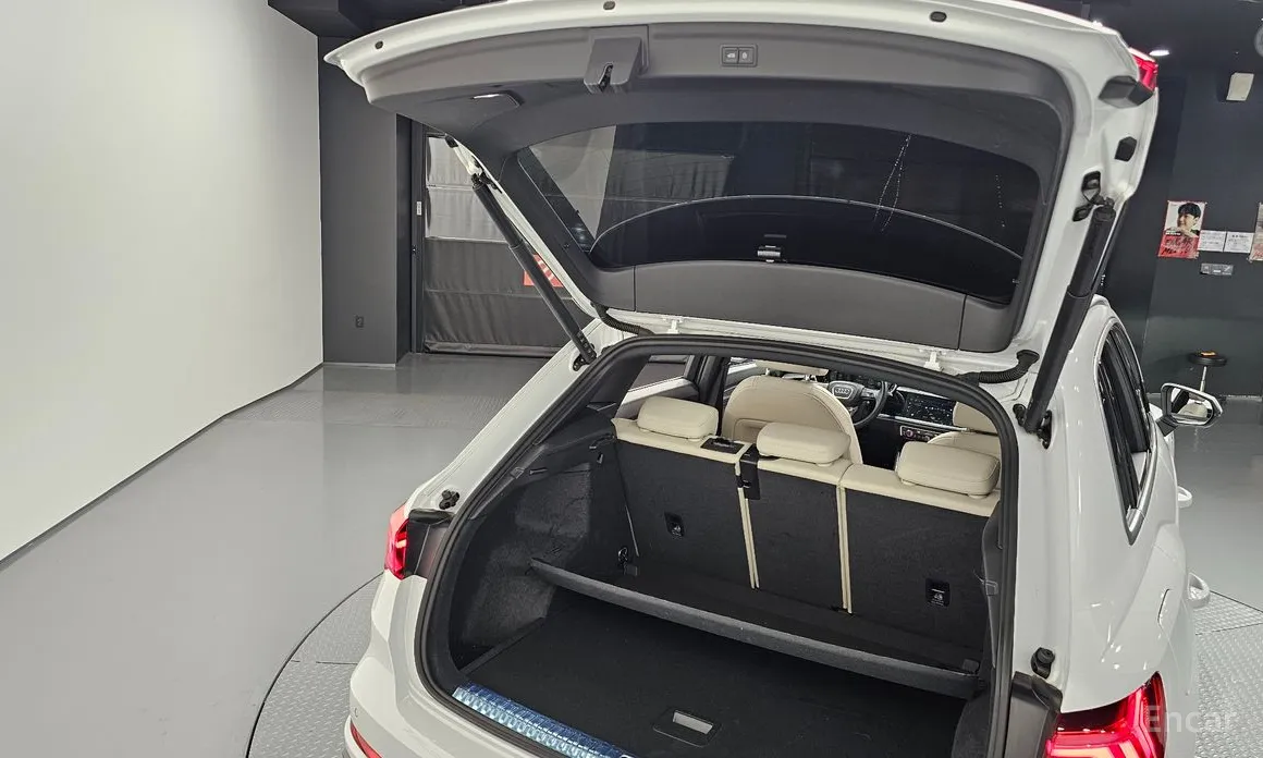 Фото 20 - Audi Q3