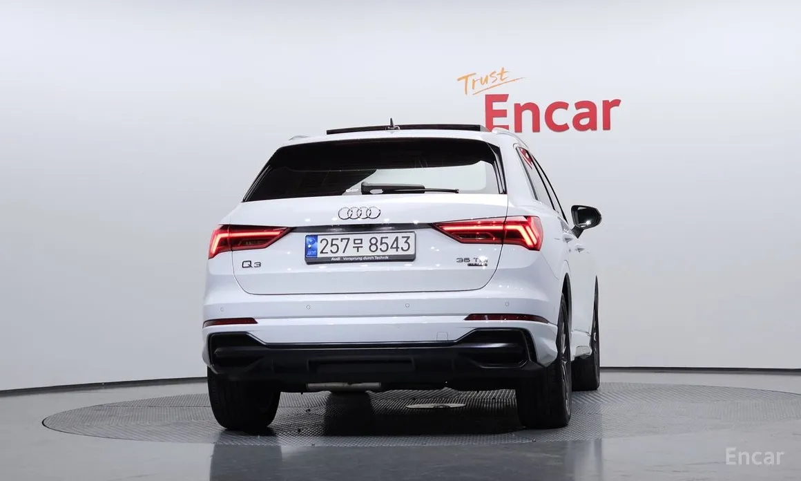 Фото 4 - Audi Q3