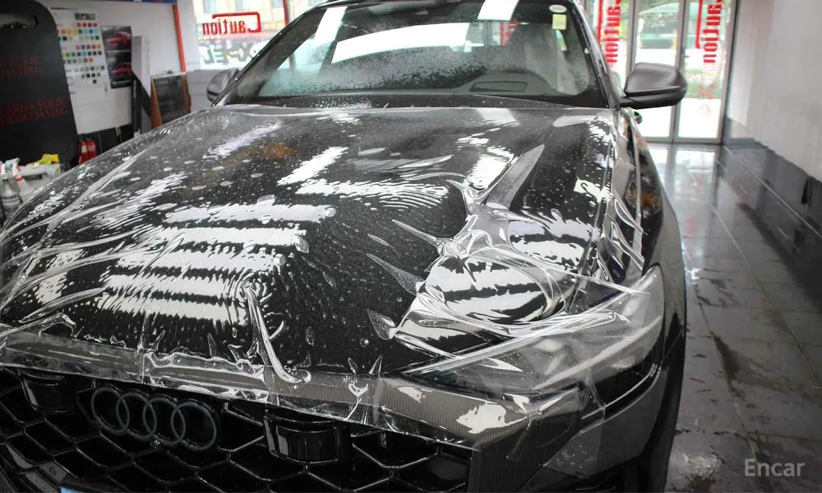 Фото 13 - Audi RS Q8