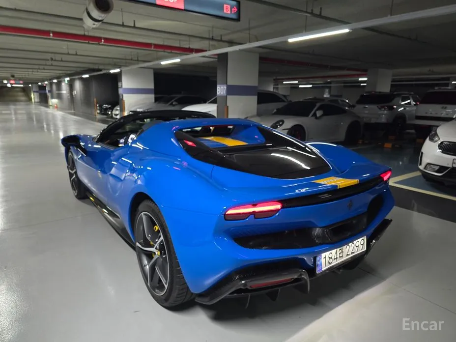 Фото 5 - Ferrari 296