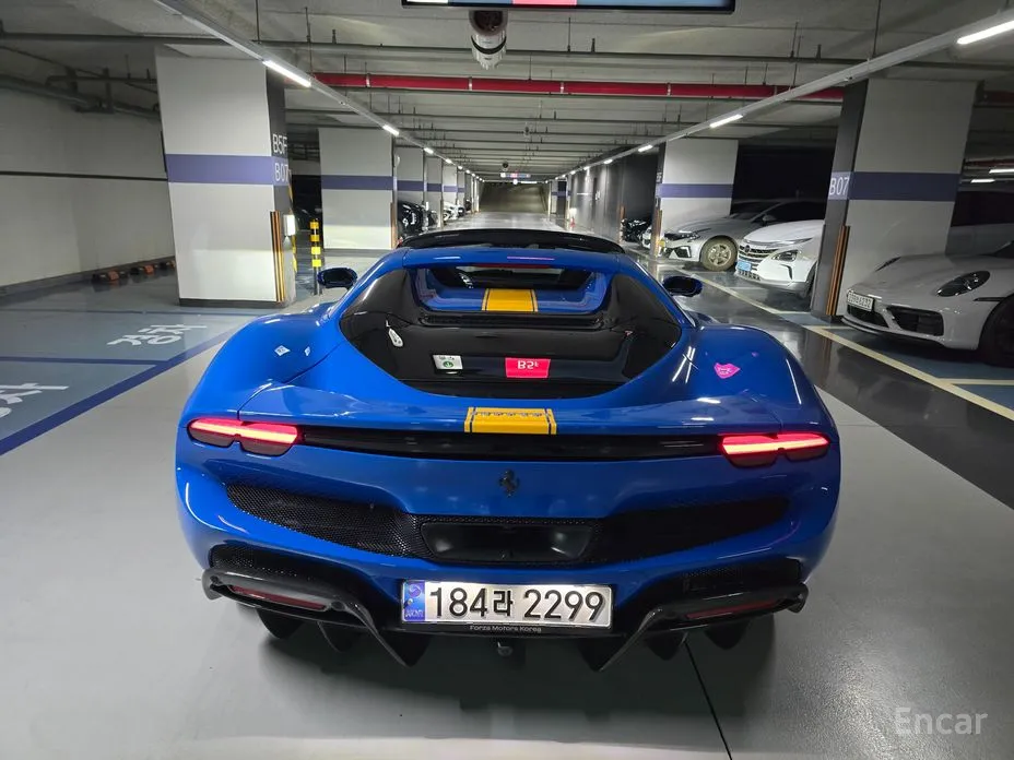 Фото 6 - Ferrari 296