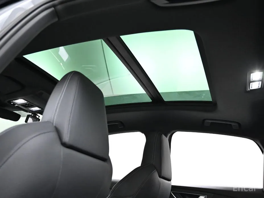 Фото 19 - Audi Q4 e-tron