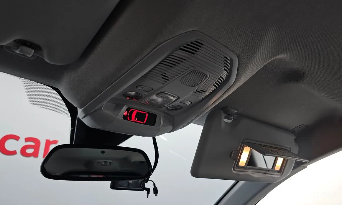 Фото 19 - Peugeot 5008