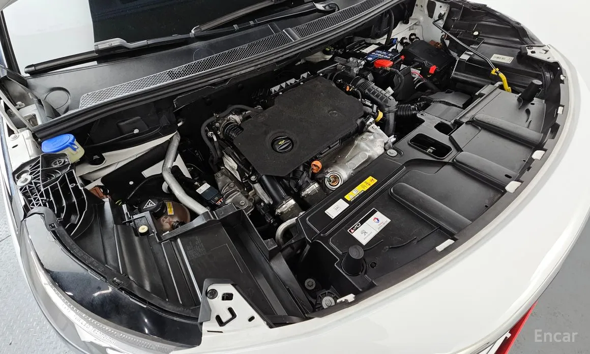 Фото 6 - Peugeot 5008