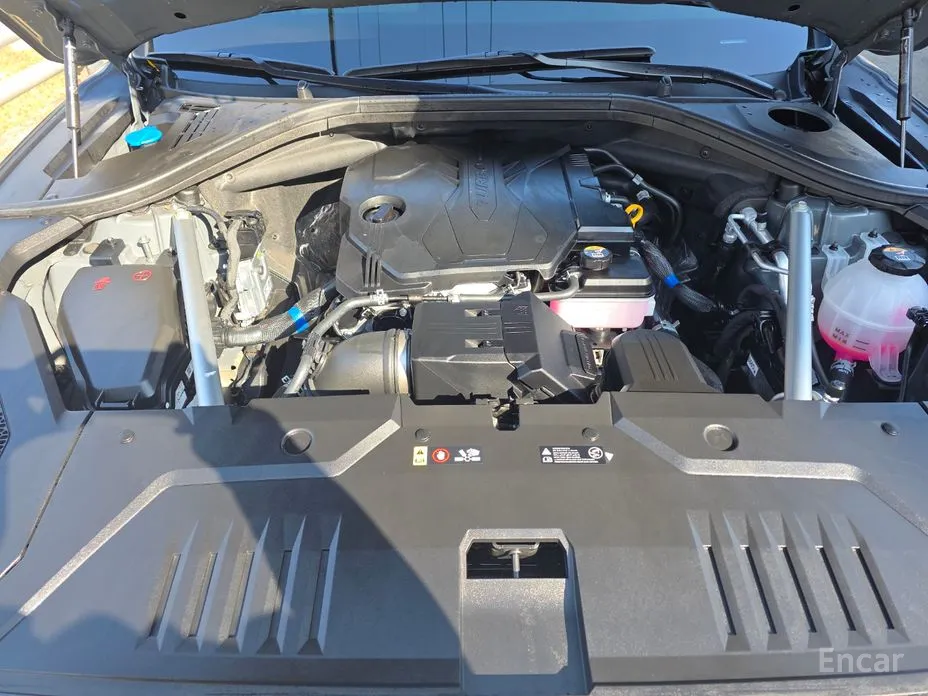 Photo 6 - Genesis GV70