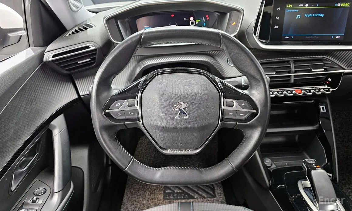 Фото 13 - Peugeot 2008