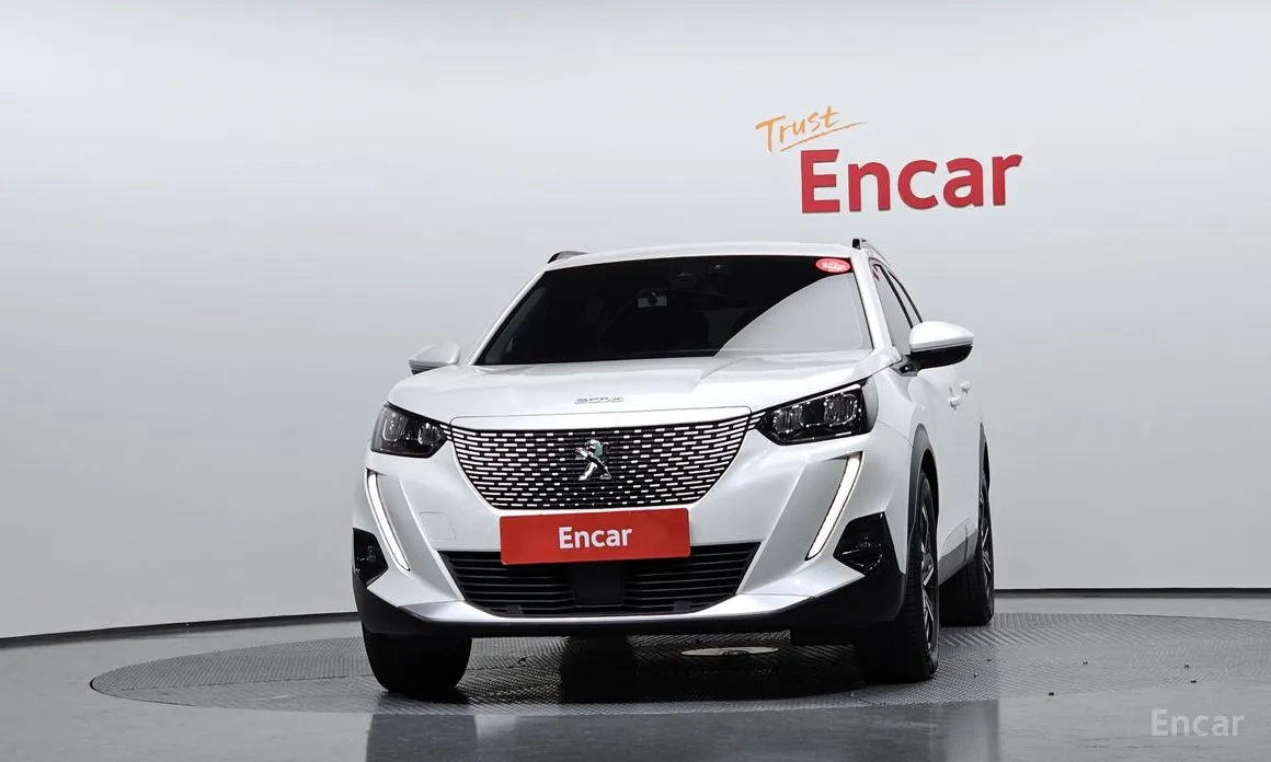 Фото 3 - Peugeot 2008