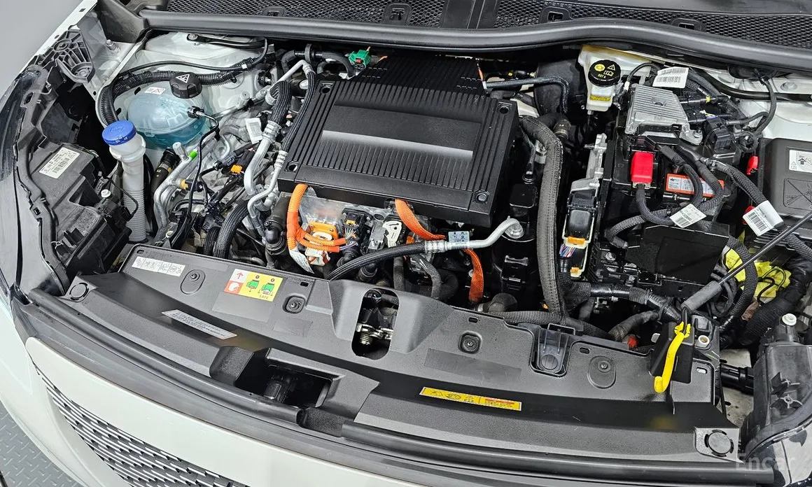 Фото 6 - Peugeot 2008