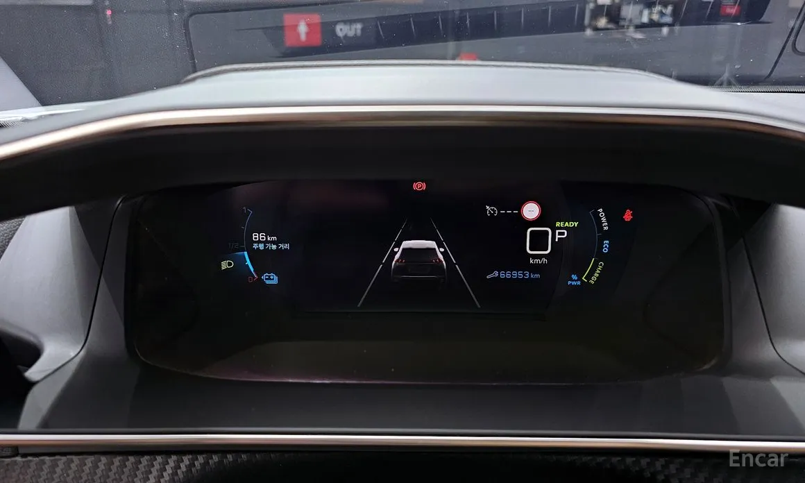 Фото 8 - Peugeot 2008