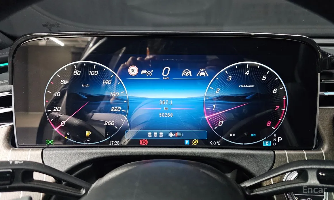 Фото 8 - Mercedes-Benz E-Class