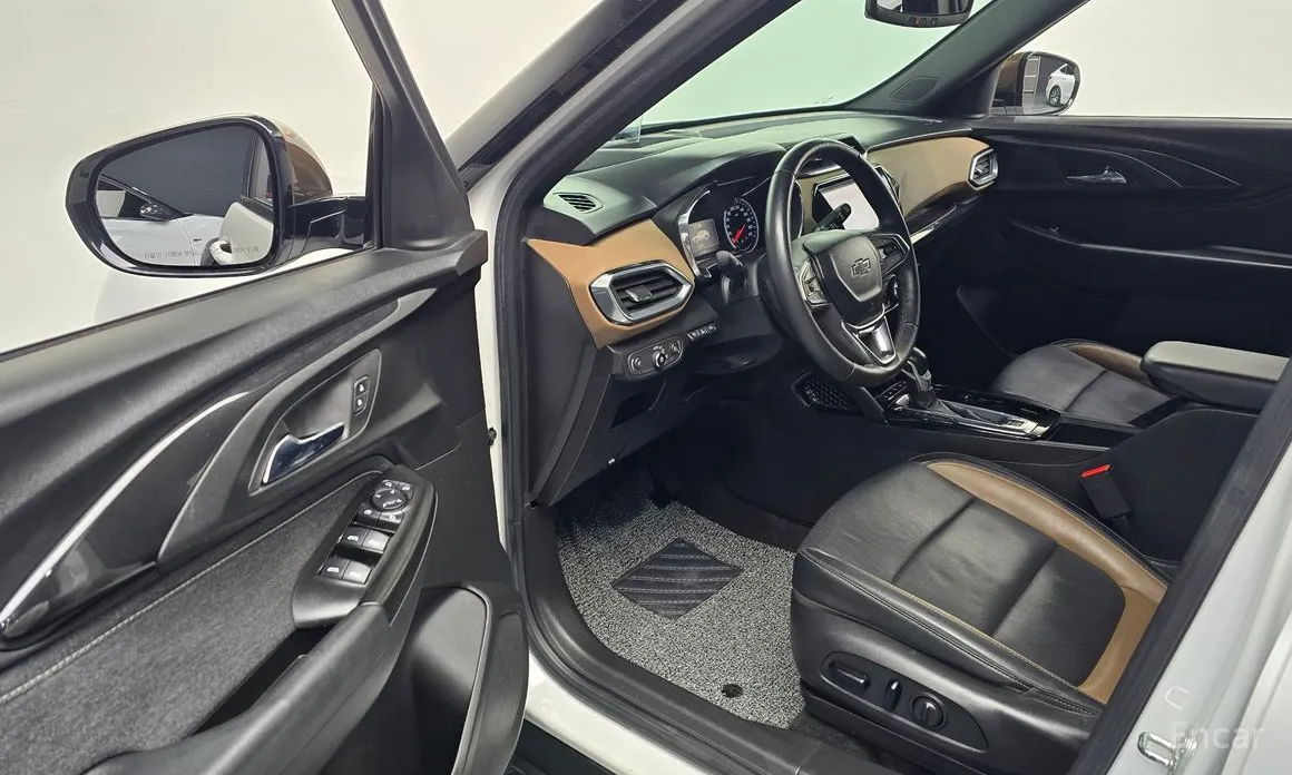 Фото 11 - Chevrolet Trailblazer