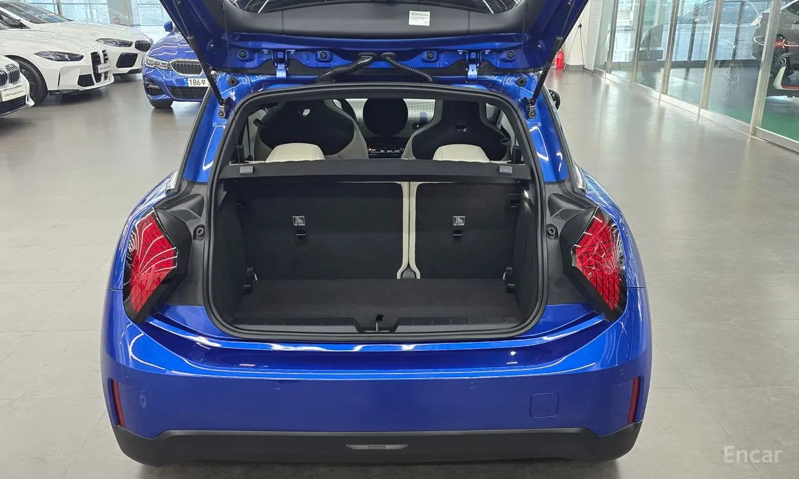 Фото 18 - Mini Cooper