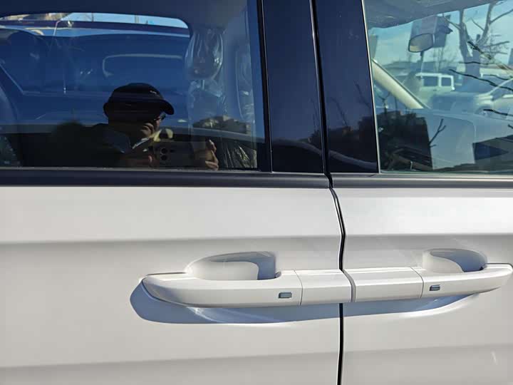 Фото 3 - Buick GL8 ES