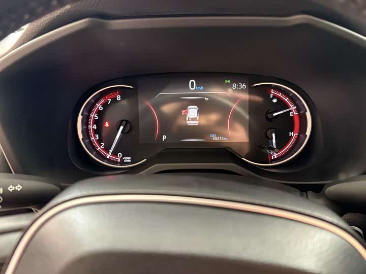 Фото 9 - Toyota RAV4