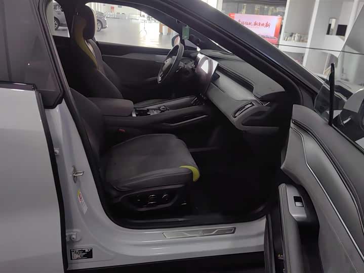 Фото 8 - BYD Song L