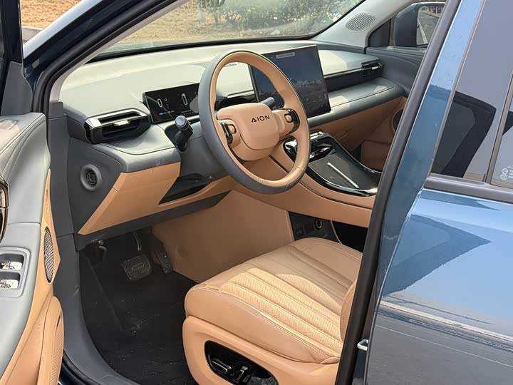 Фото 4 - GAC Aion V